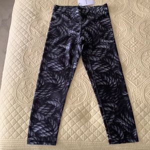 NWT Zara Terez Performance Crop Leggings
